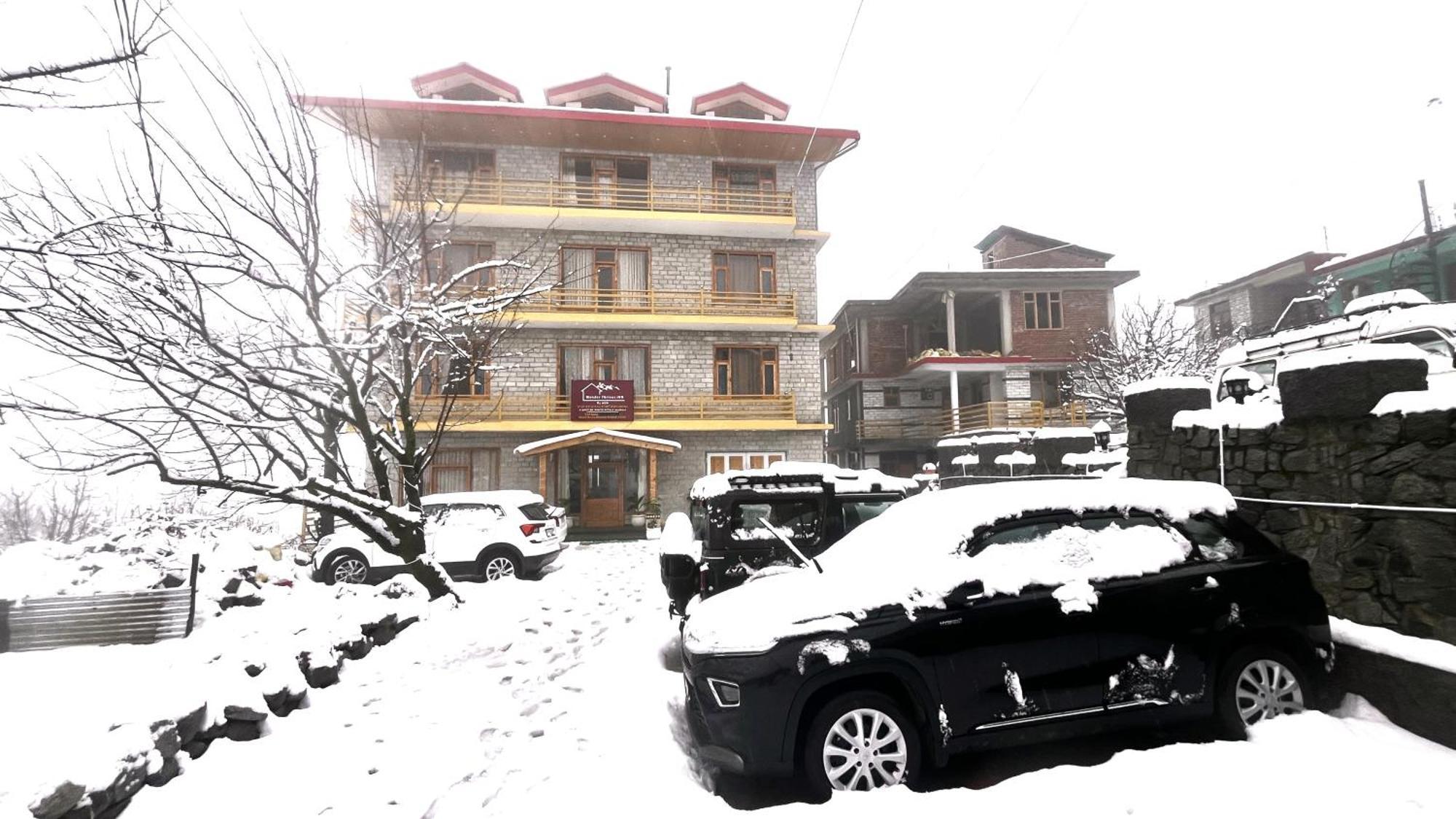 Wander Thrives 4* Manali (Himachal Pradesh)